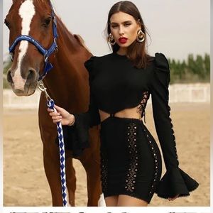 Flare sleeve lace party mini dress